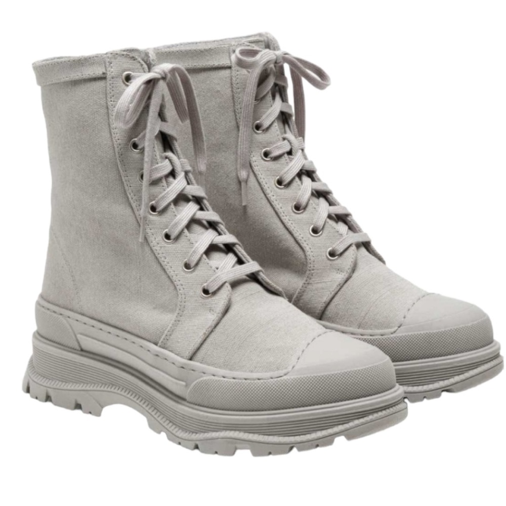 Free people, military combat boot, size 8 NWT